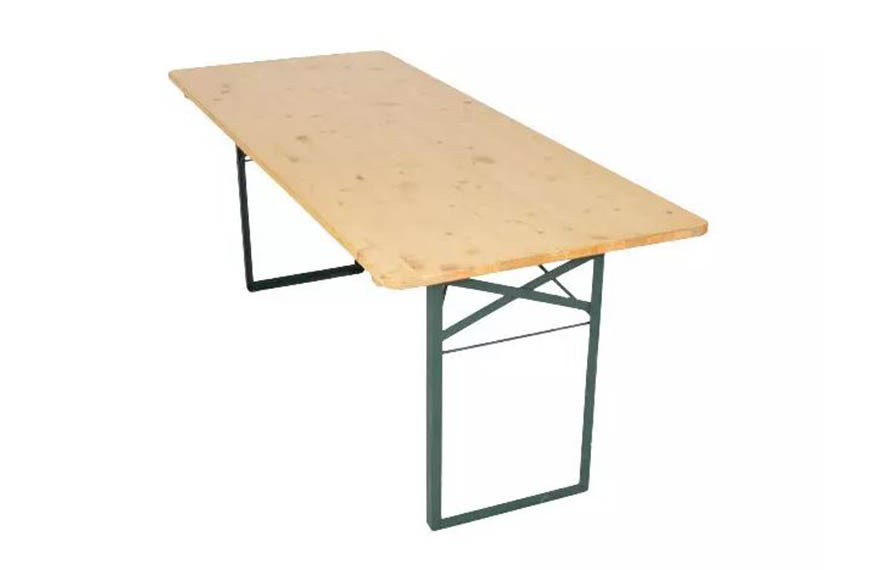 Table 8 places (2,2m*0,8m)